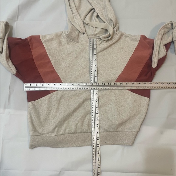 💗 Pink Rose Women’s Crop Hoodie Sweater - Size Medium - Picture 9 of 11